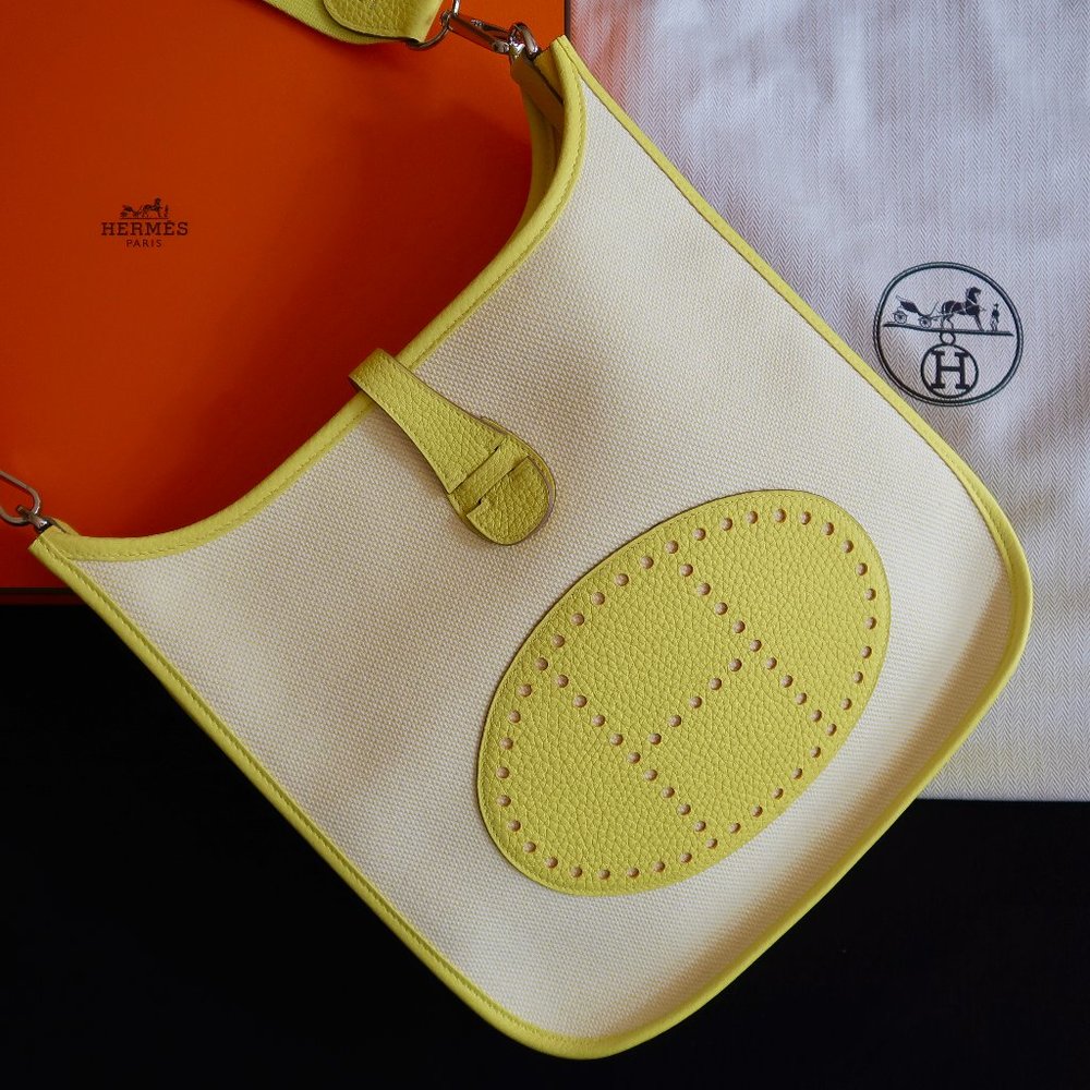Hermès Evelyne 29 Canvas Leather Ecru-Citron Lime